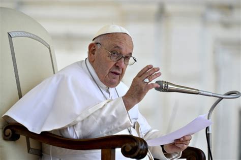 Serious Illness: Pope Francis' Health Worsens