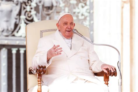 Update: Pope Francis' Health Deteriorates